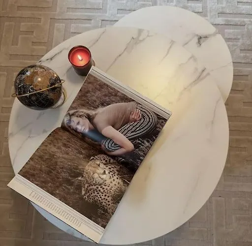 Suesse In Zuercher Altstadt 3 * Цюрих